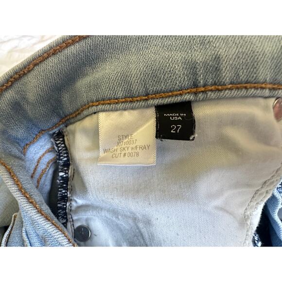 Veronica Beard Jackie jeans size 27, sky wash with fray, ankle length, 26 inseam - Picture 6 of 6